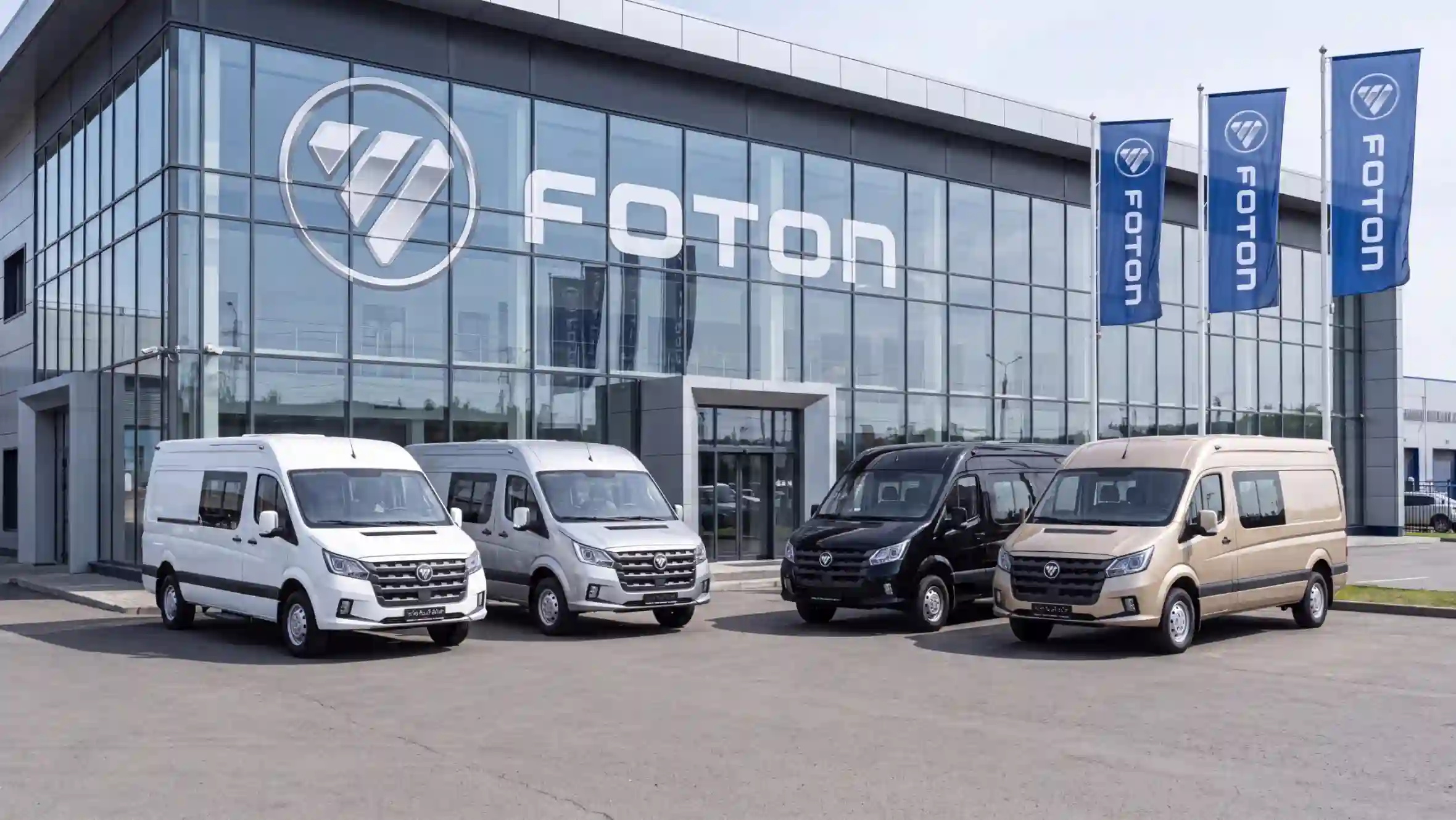 АО «МБ РУС» представило грузопассажирскую версию фургона FOTON TOANO с компоновкой сидений 6+1